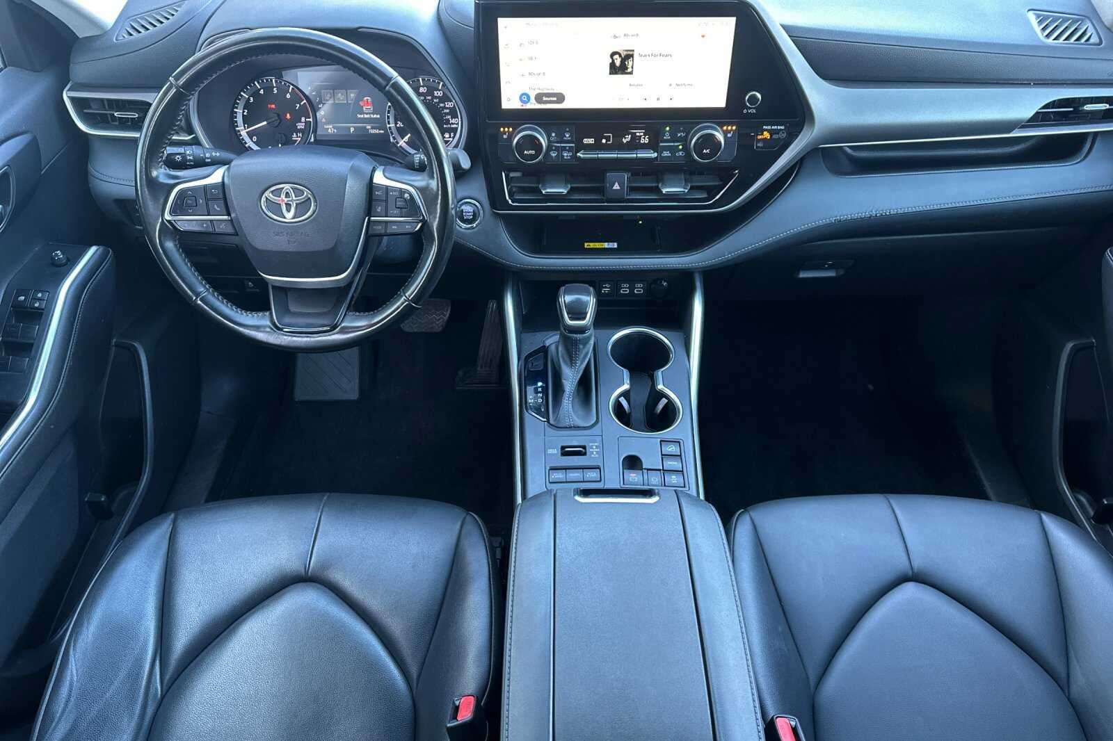 2023 Toyota Highlander XLE 4D Sport Utility