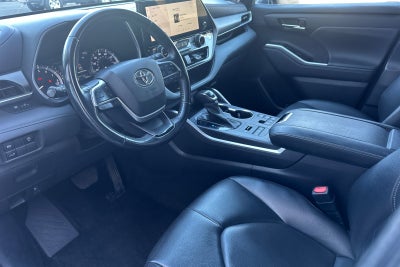 2023 Toyota Highlander XLE 4D Sport Utility