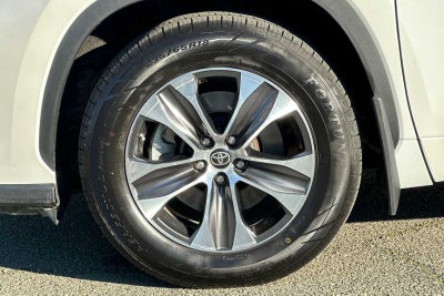 2023 Toyota Highlander XLE 4D Sport Utility