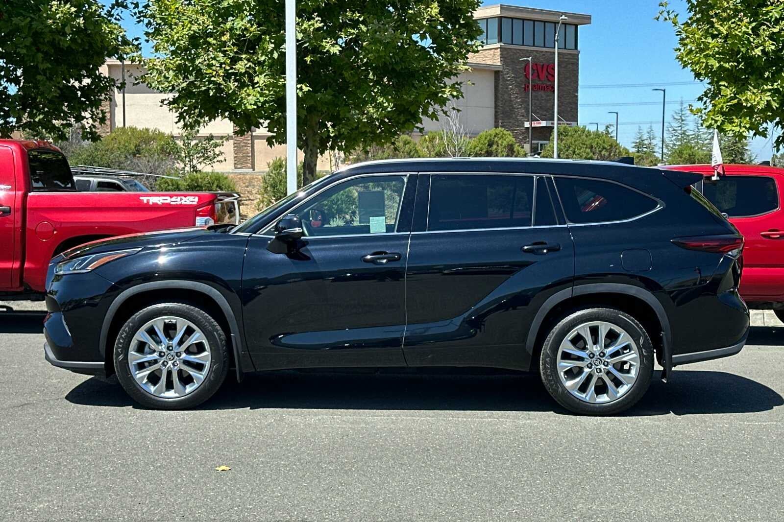 2024 Toyota Highlander Limited 4D Sport Utility