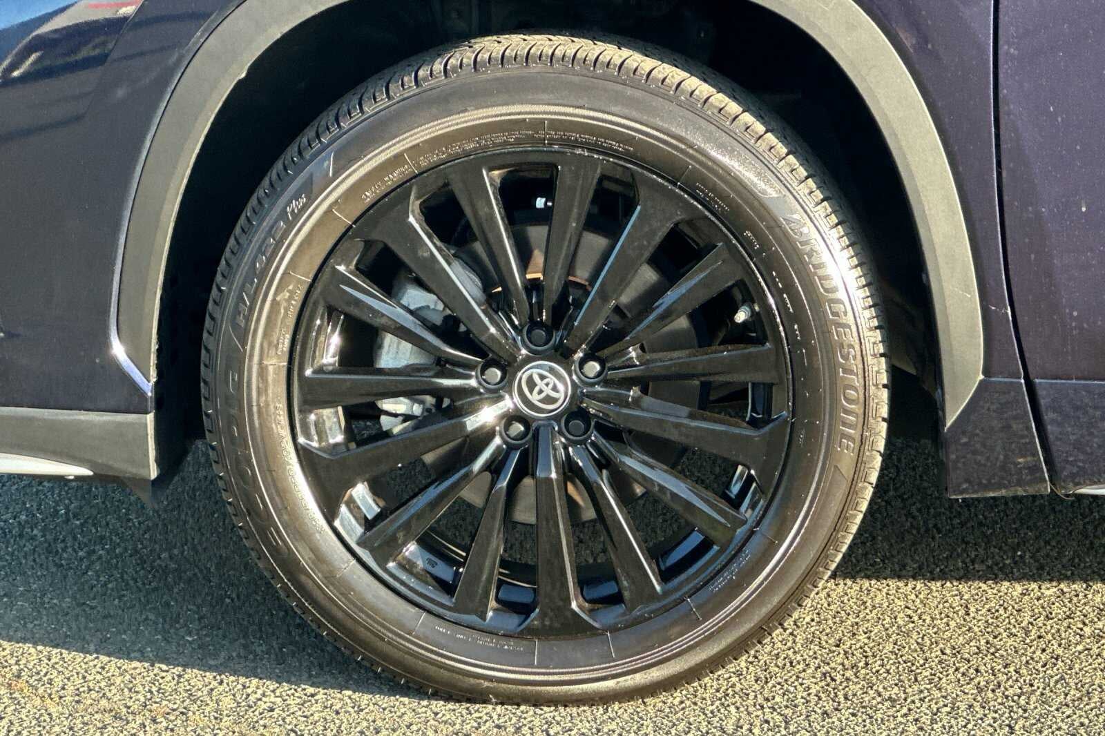 2025 Toyota Highlander XSE 4D Sport Utility