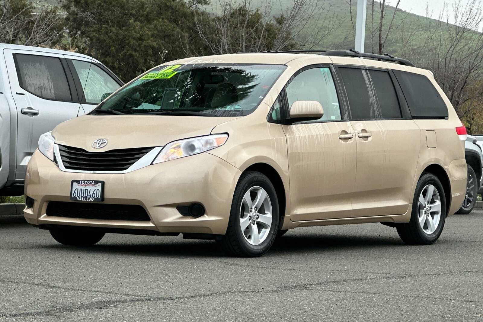 2012 Toyota Sienna LE 4D Passenger Van