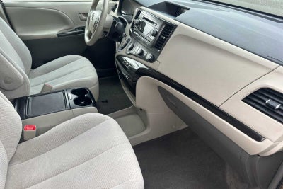 2012 Toyota Sienna LE 4D Passenger Van