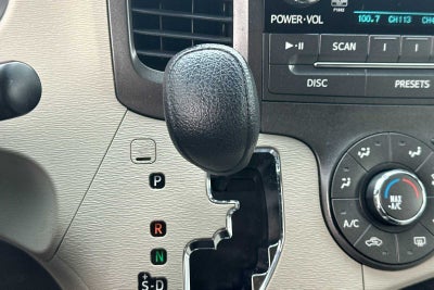 2012 Toyota Sienna LE 4D Passenger Van