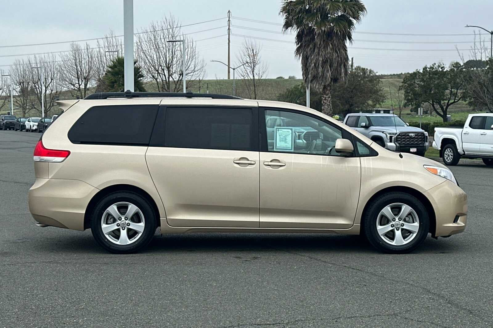 2012 Toyota Sienna LE 4D Passenger Van