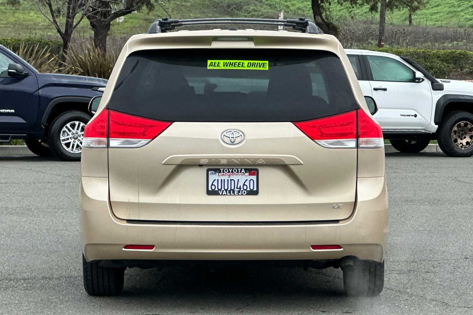 2012 Toyota Sienna LE 4D Passenger Van