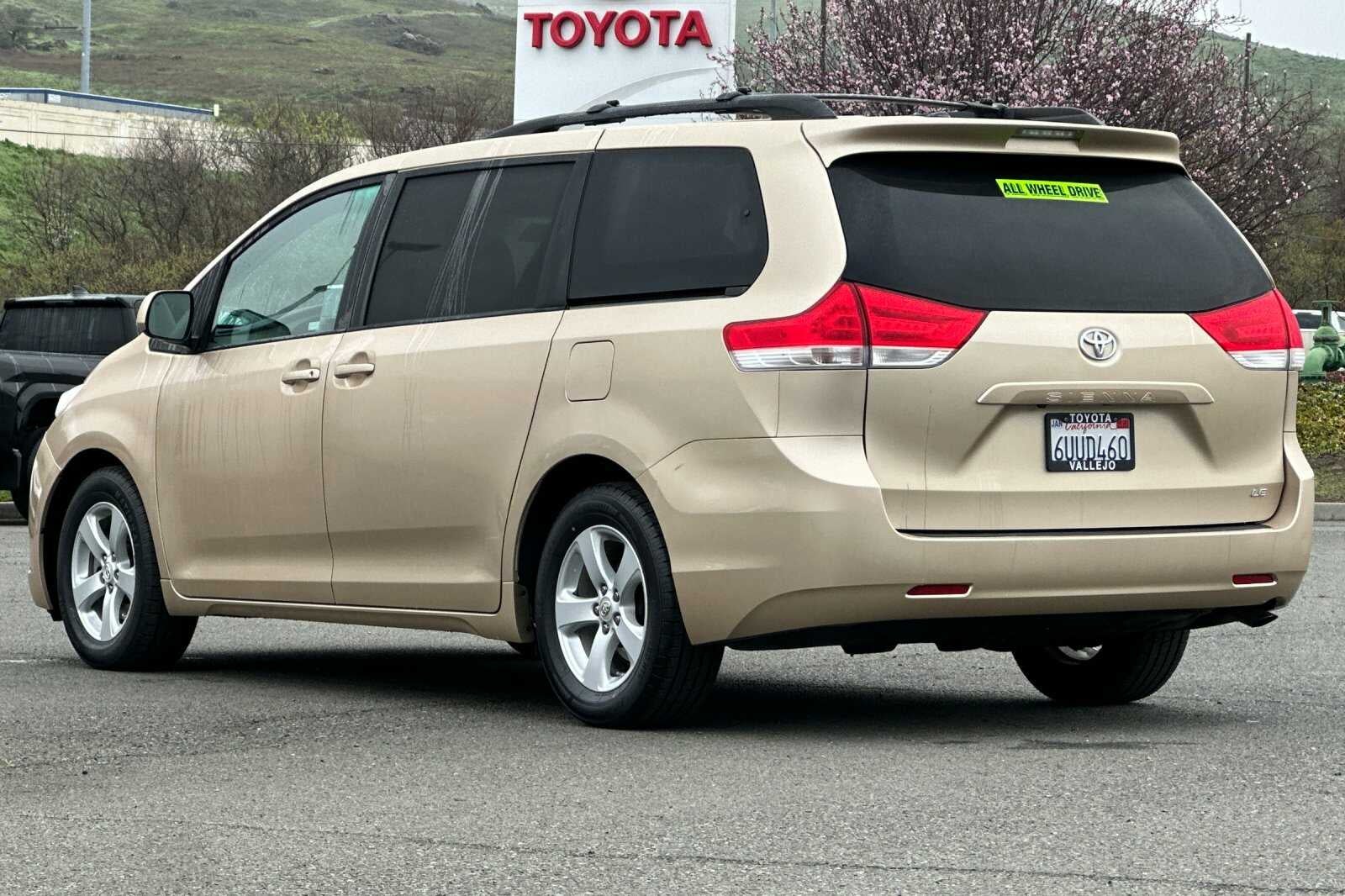 2012 Toyota Sienna LE 4D Passenger Van