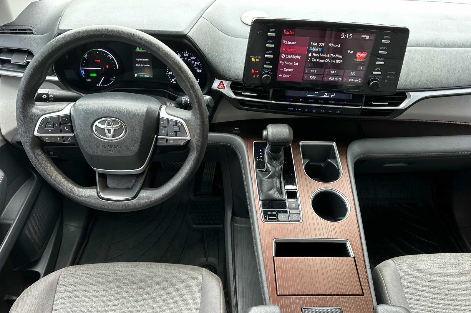 2021 Toyota Sienna LE