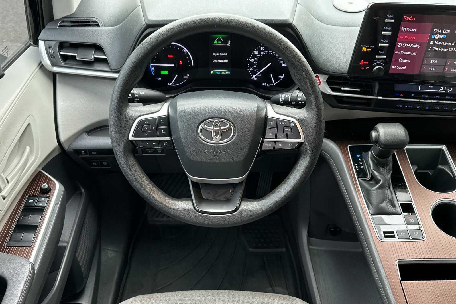 2021 Toyota Sienna LE