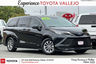 2021 Toyota Sienna LE
