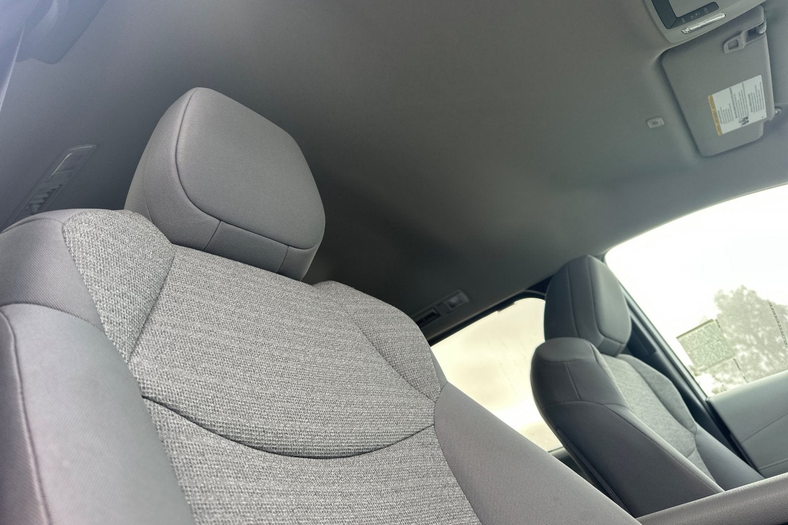 2025 Toyota Sienna LE