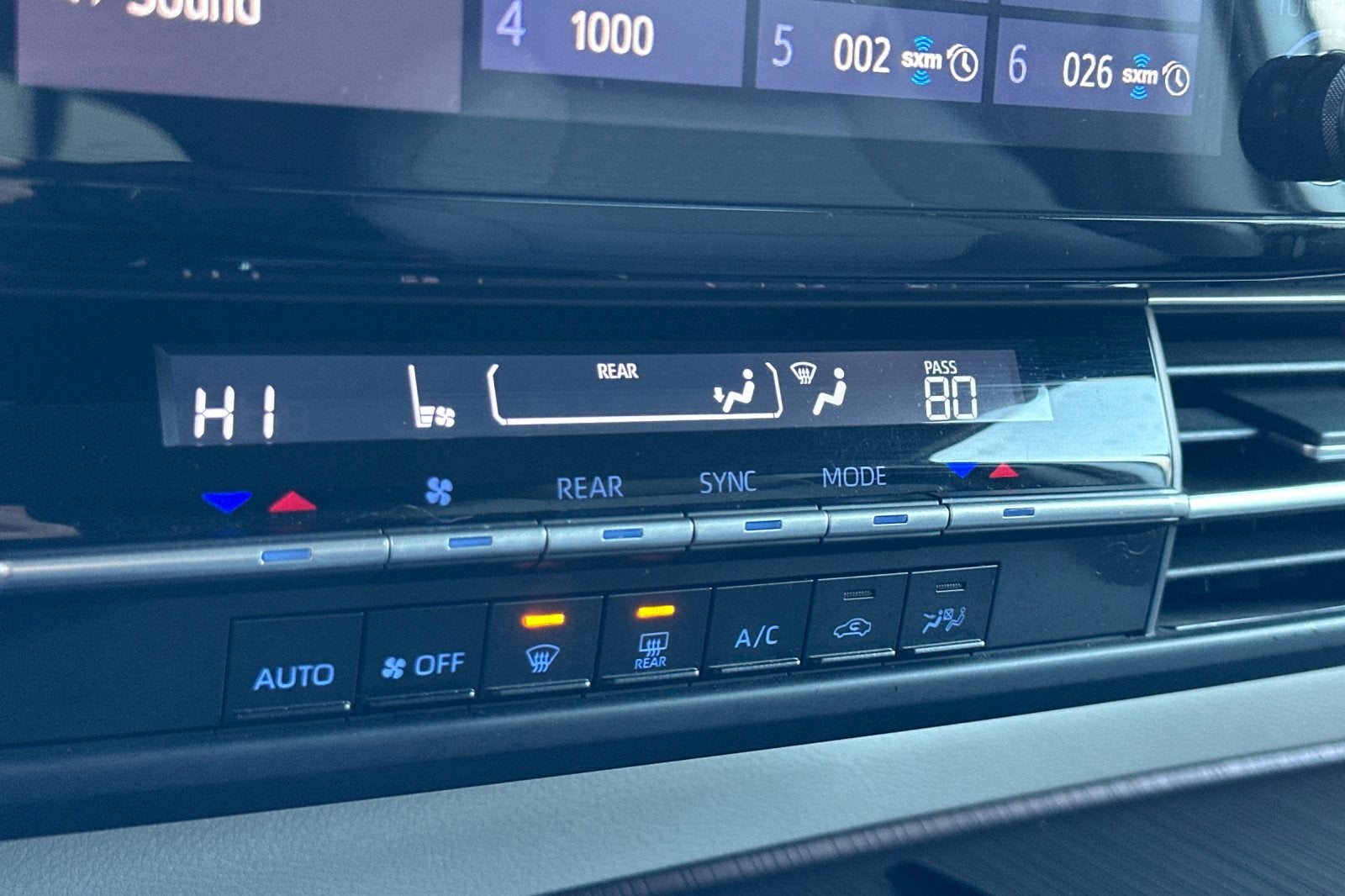 2022 Toyota Sienna LE