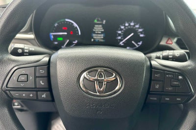 2023 Toyota Sienna LE