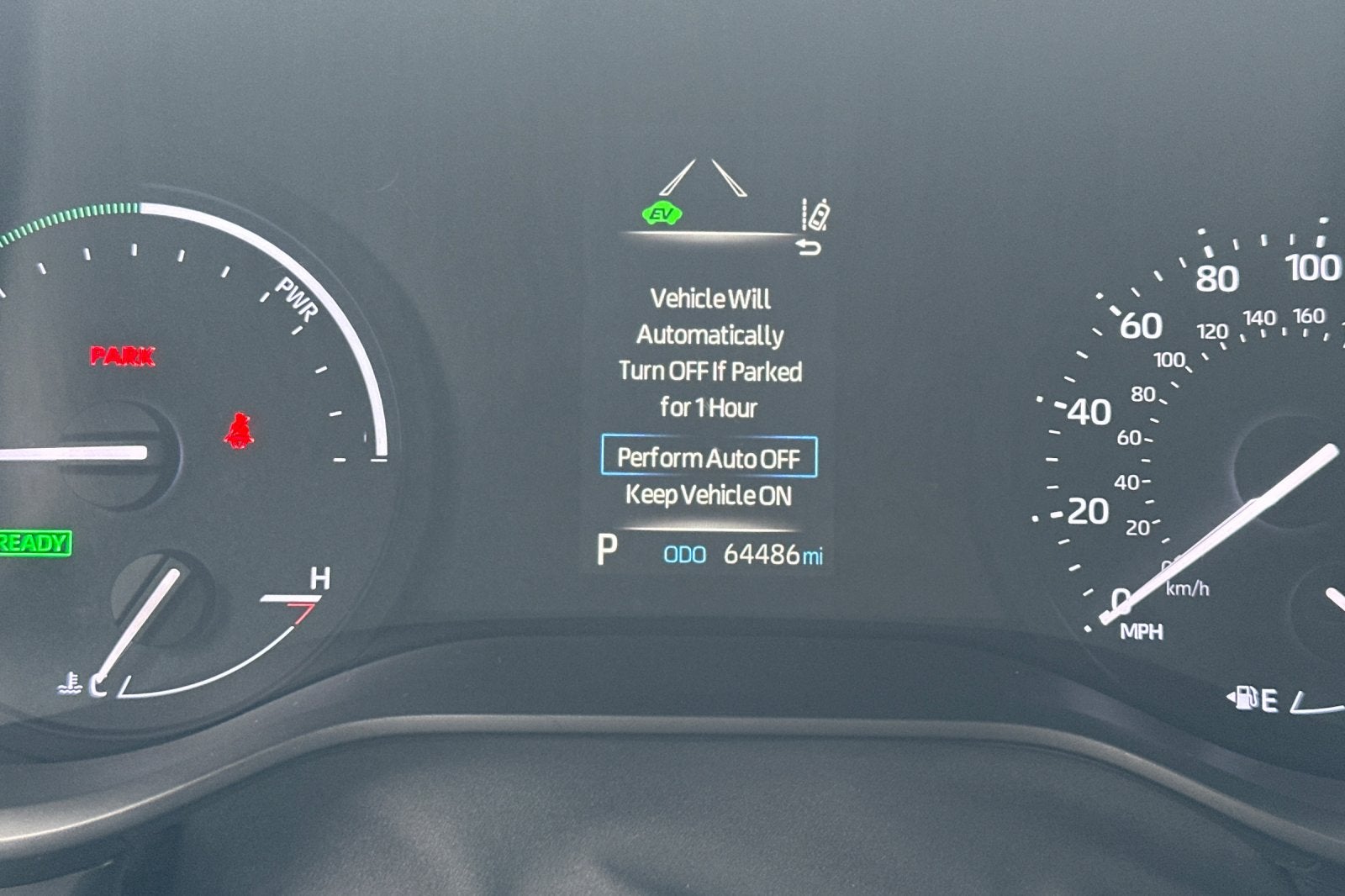 2023 Toyota Sienna LE