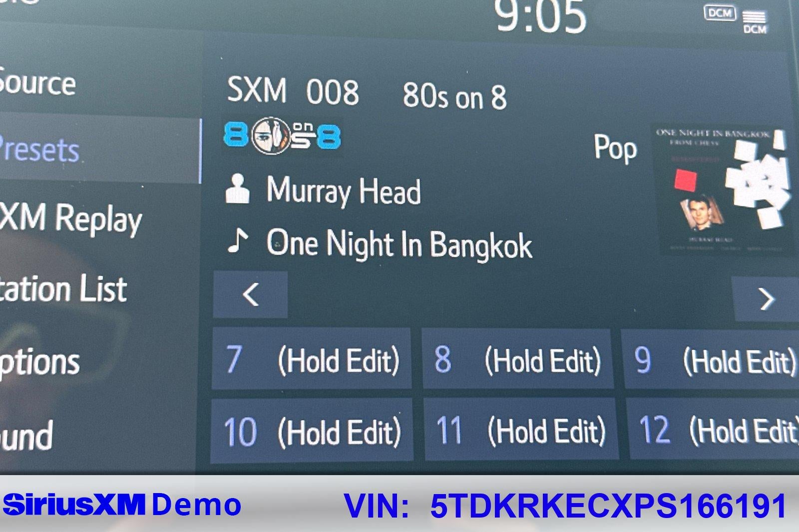 2023 Toyota Sienna LE