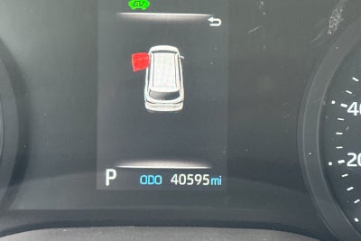 2024 Toyota Sienna LE