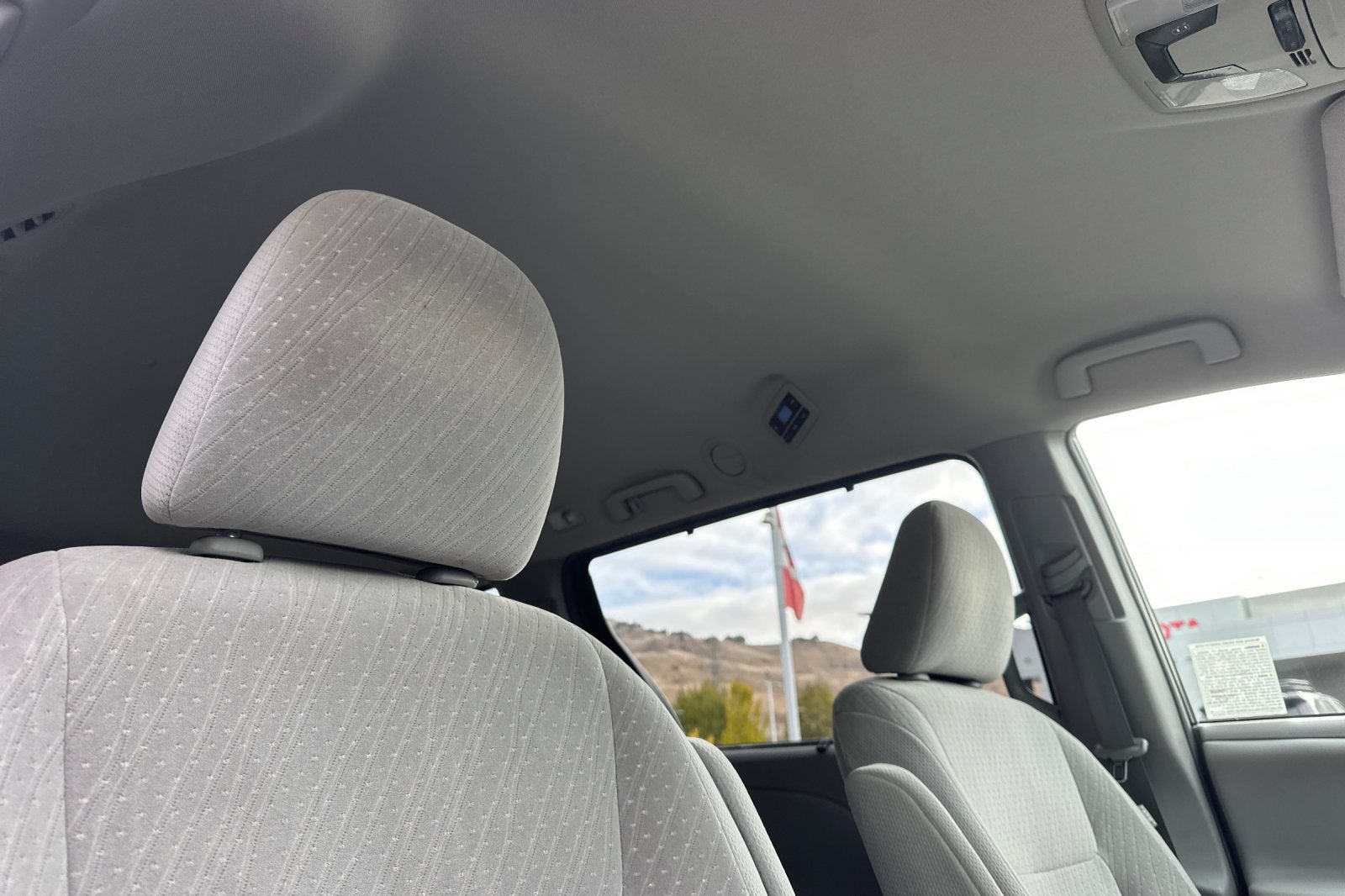 2017 Toyota Sienna LE 4D Passenger Van