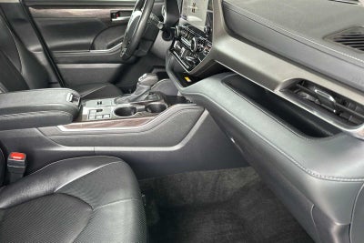 2024 Toyota Highlander Hybrid Limited