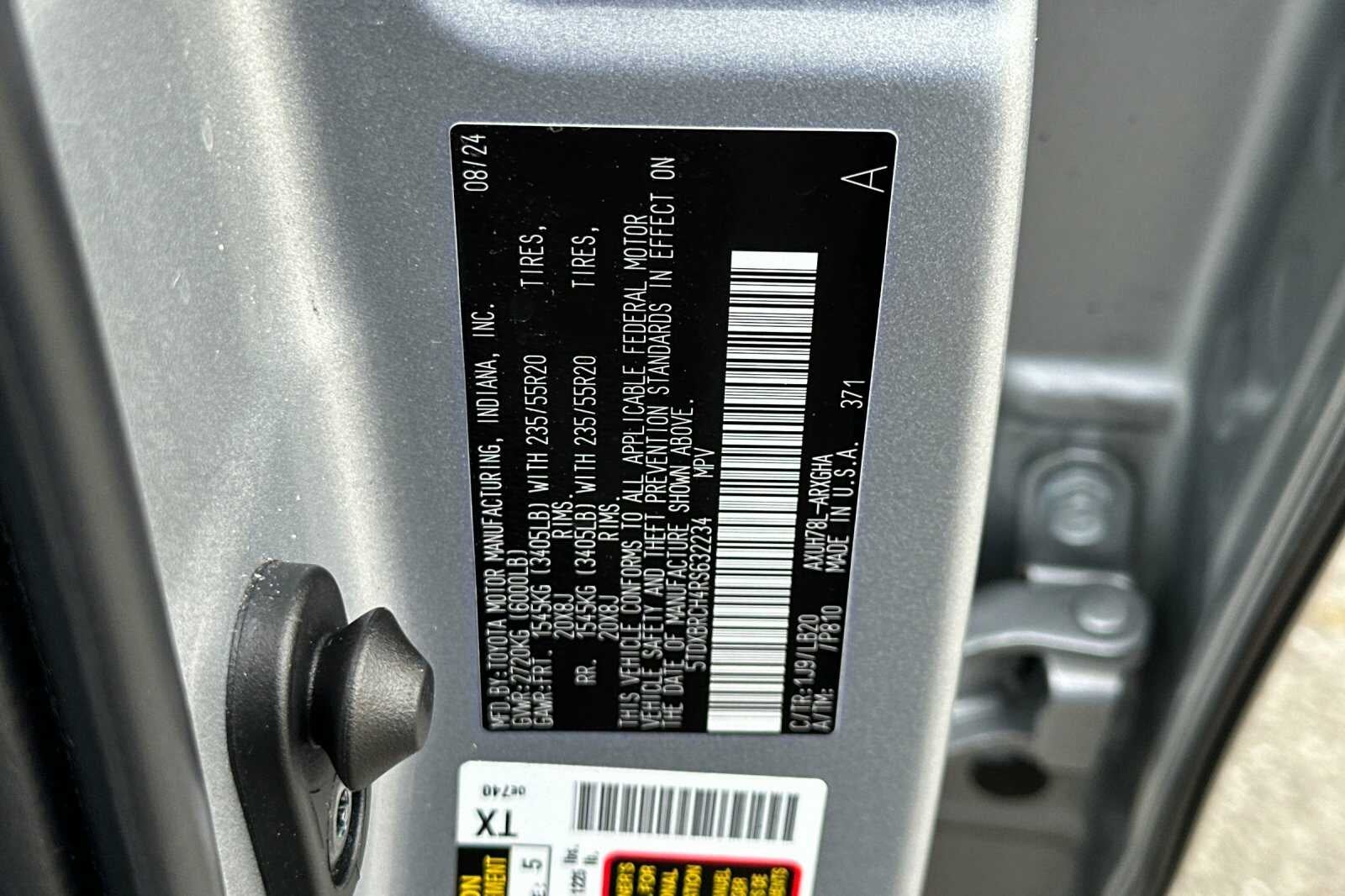 2024 Toyota Highlander Hybrid Limited