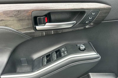 2026 Toyota Highlander Hybrid Limited