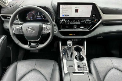 2026 Toyota Highlander Hybrid Limited