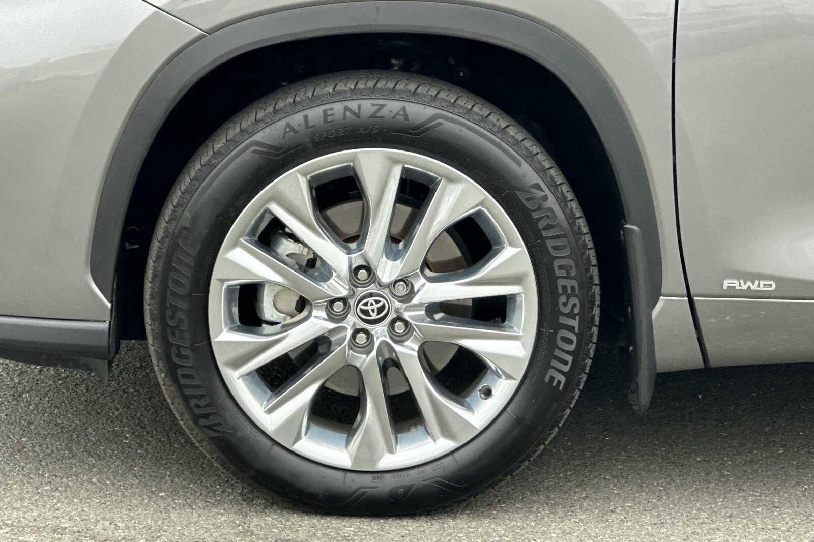 2026 Toyota Highlander Hybrid Limited
