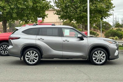 2026 Toyota Highlander Hybrid Limited