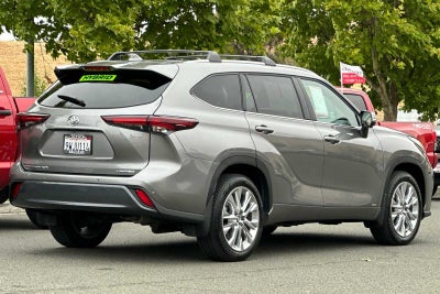 2026 Toyota Highlander Hybrid Limited