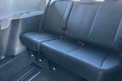 2015 Toyota Sienna 8 Passenger SE