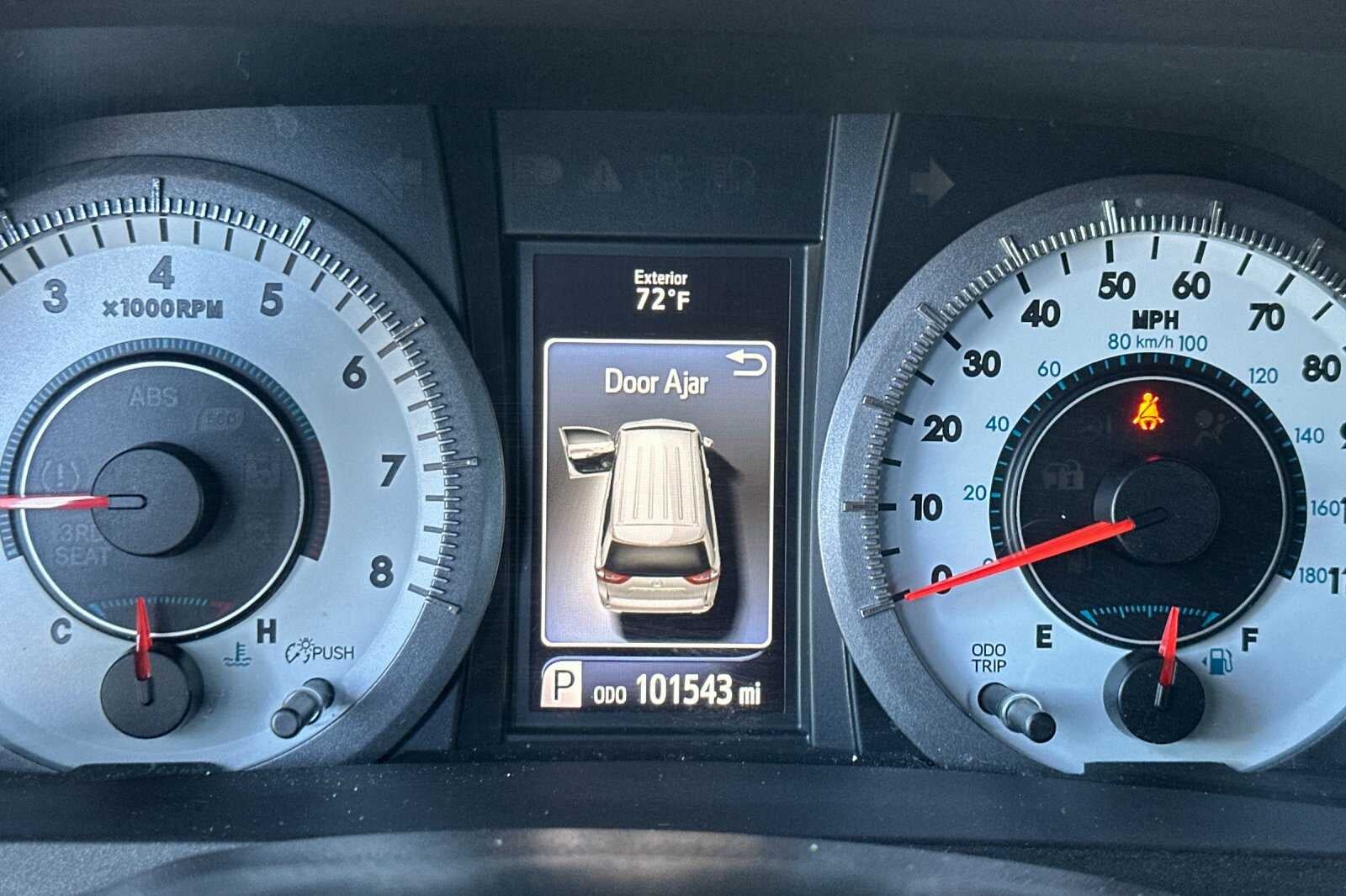 2015 Toyota Sienna 8 Passenger SE