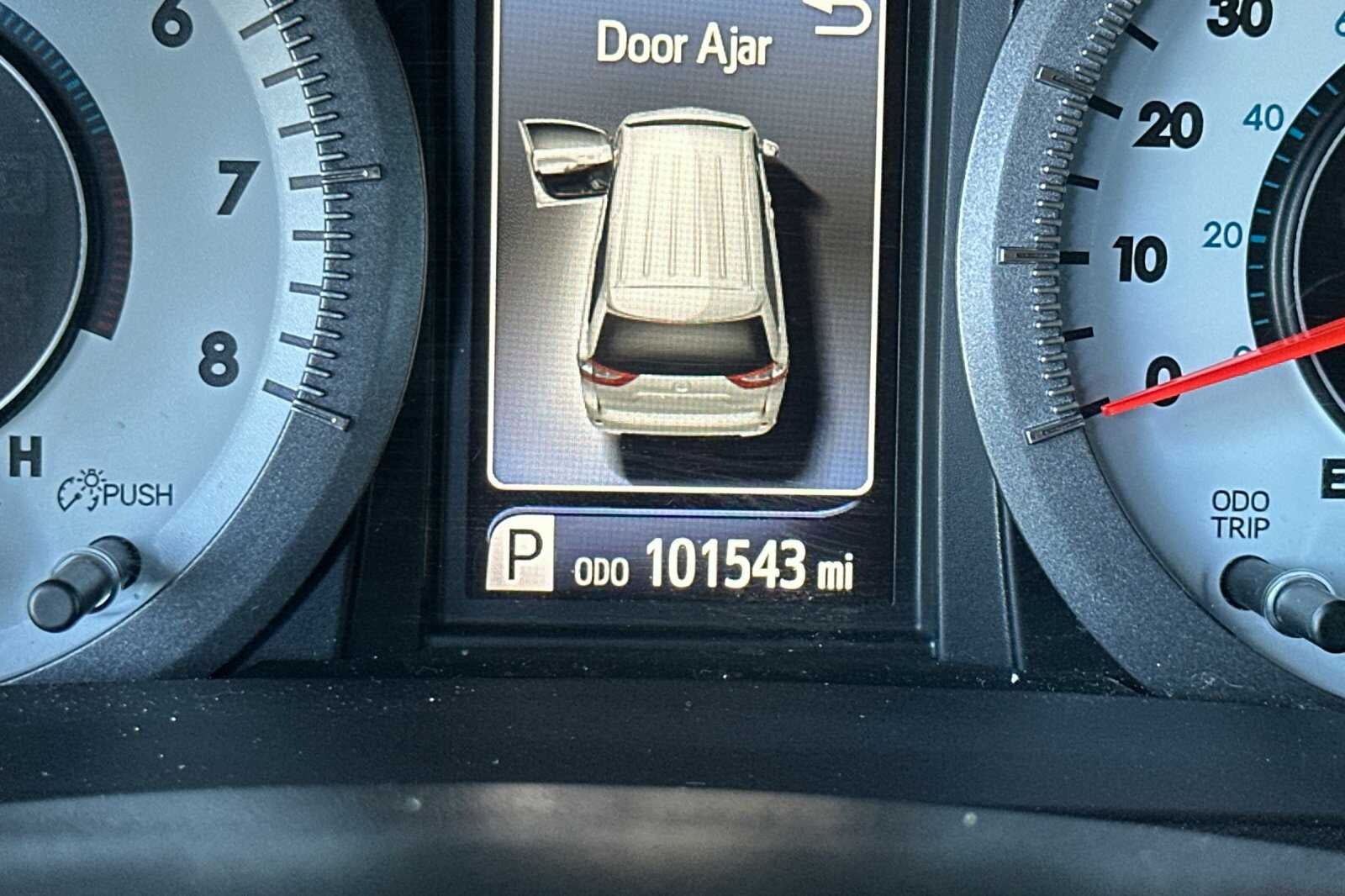 2015 Toyota Sienna 8 Passenger SE