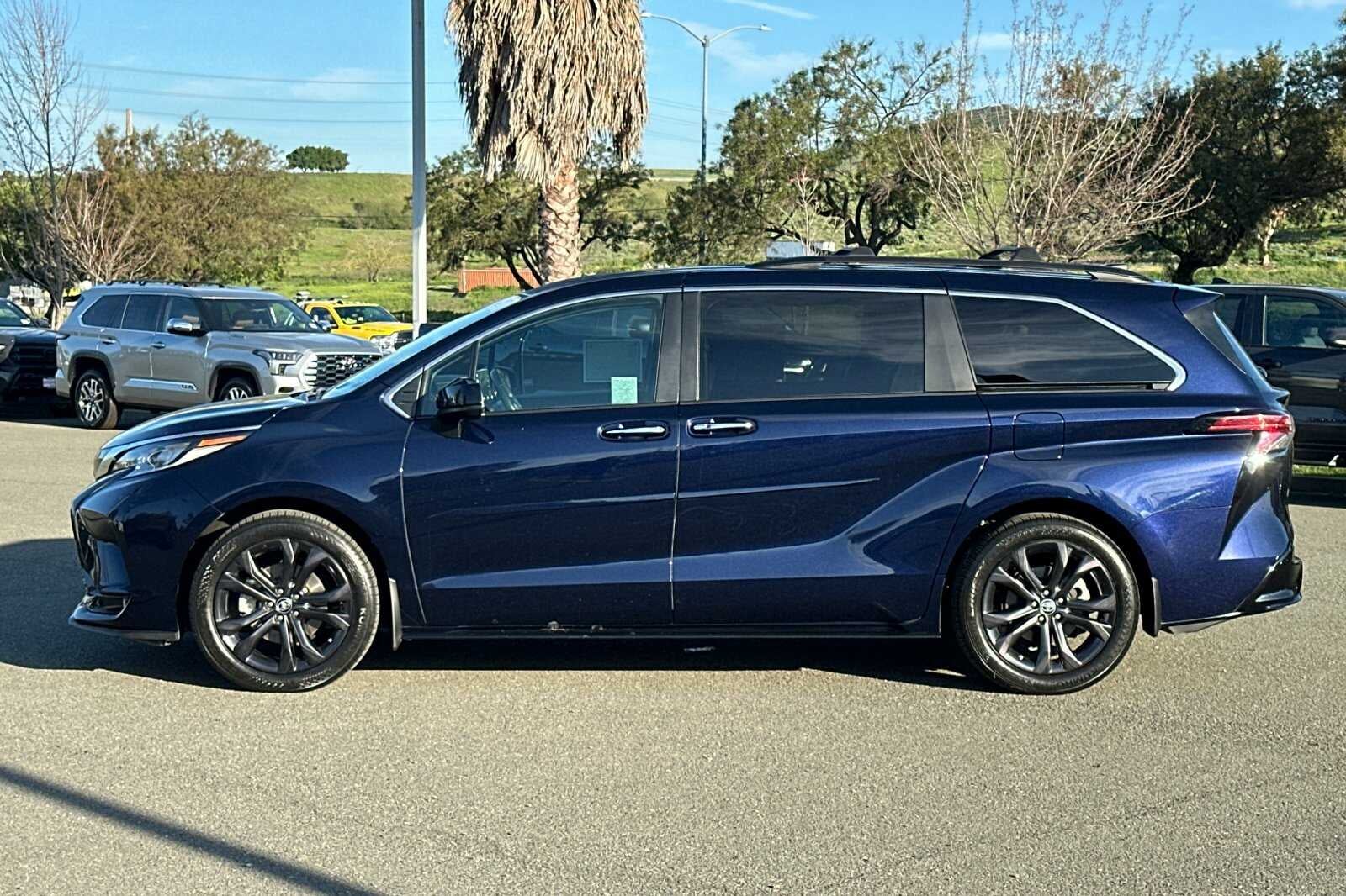 2024 Toyota Sienna XSE