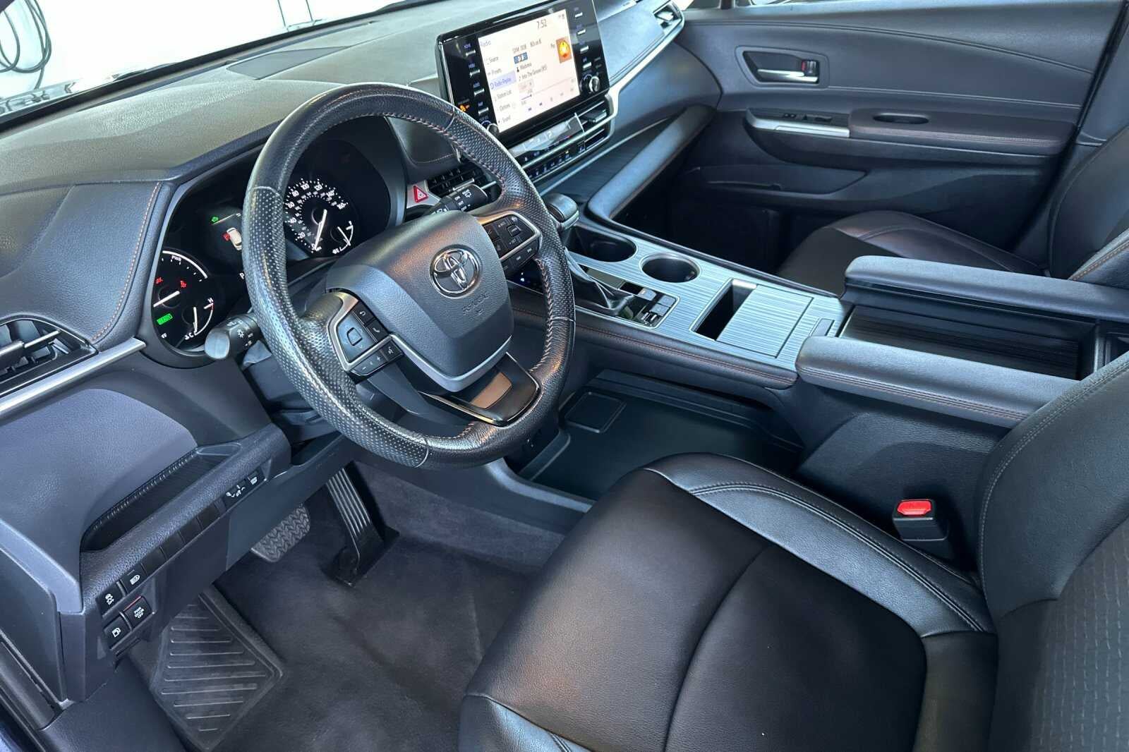 2024 Toyota Sienna XSE