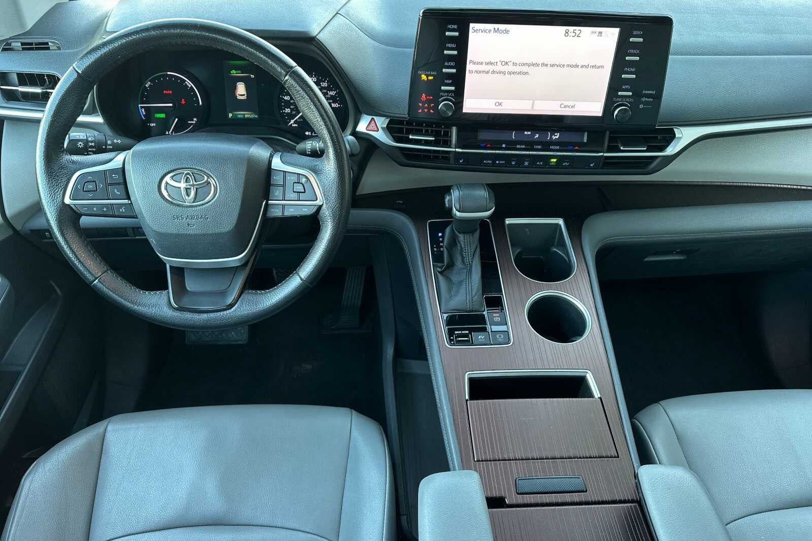 2022 Toyota Sienna XLE