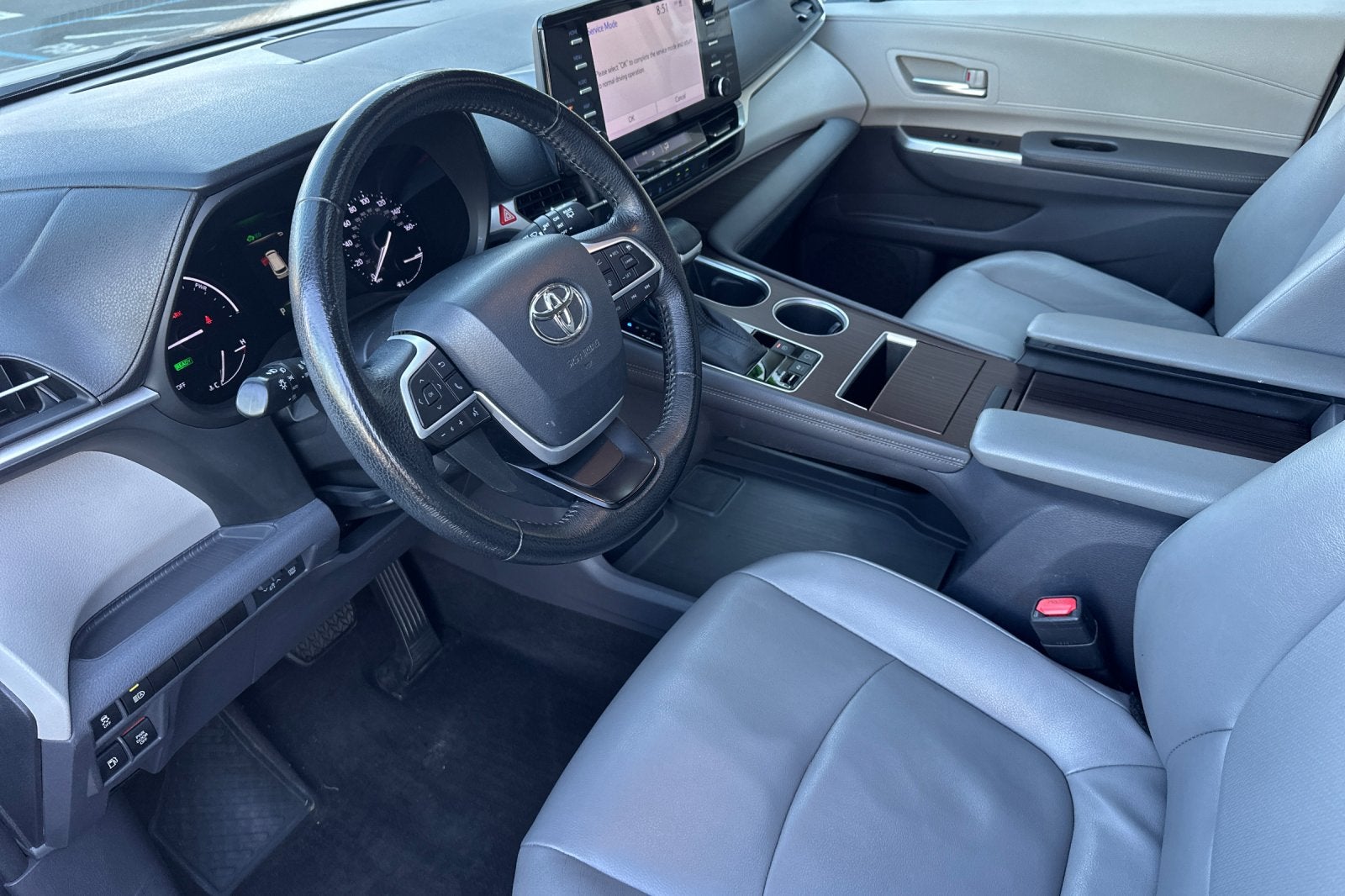 2022 Toyota Sienna XLE