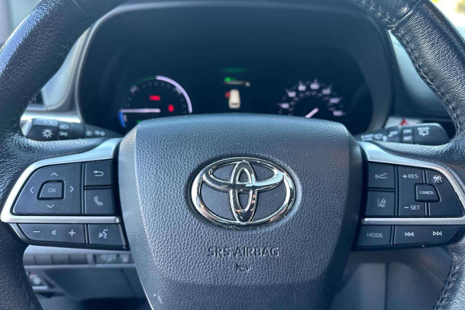 2022 Toyota Sienna XLE