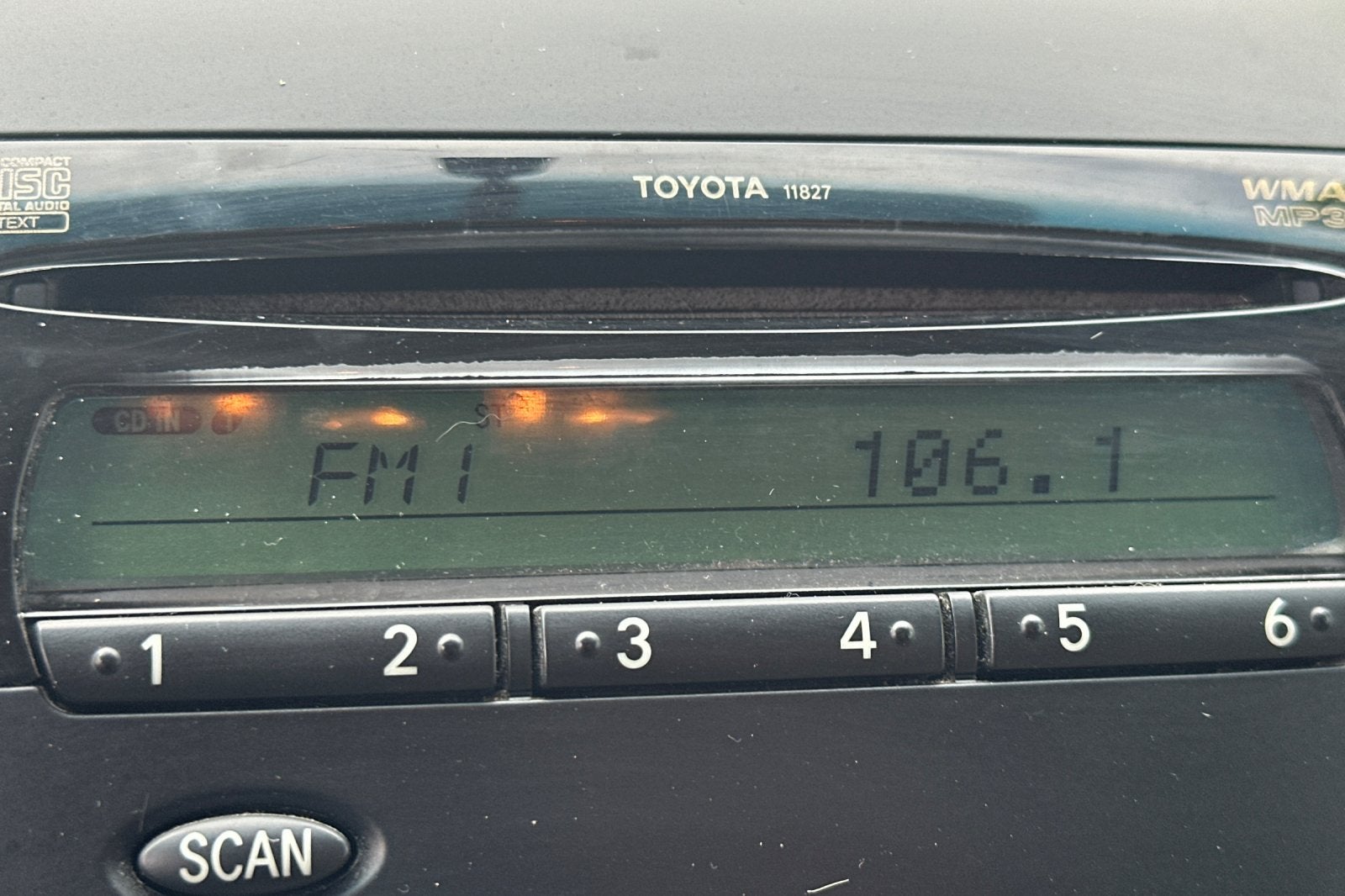 2008 Toyota Sienna LE 4D Passenger Van