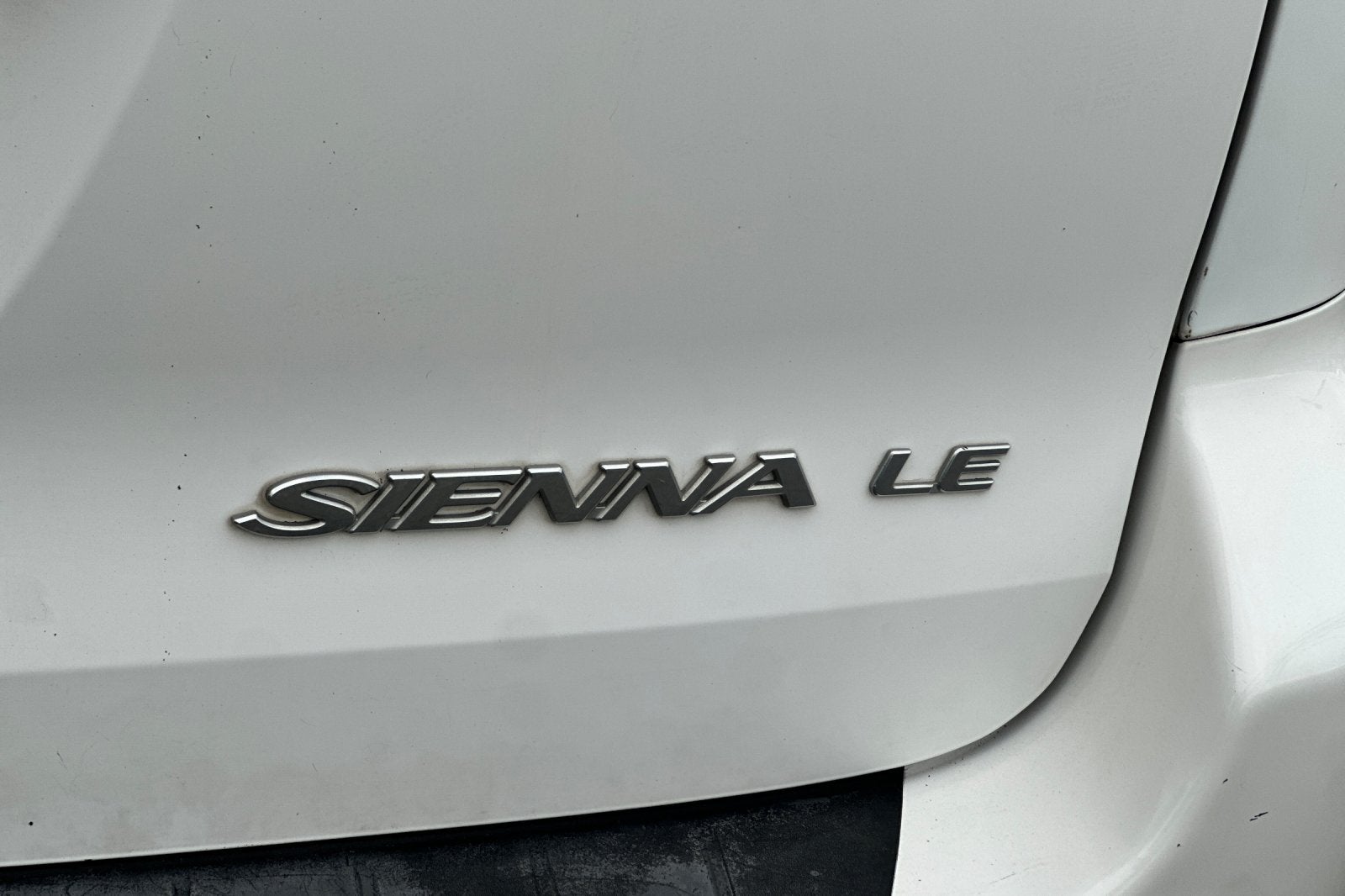 2008 Toyota Sienna LE 4D Passenger Van