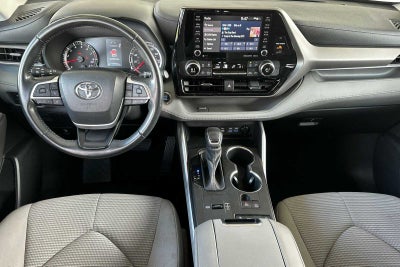 2022 Toyota Highlander LE