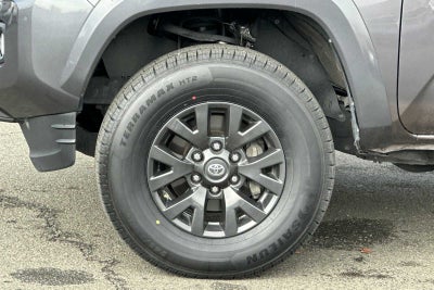 2021 Toyota Tacoma 2WD SR5 4D Double Cab