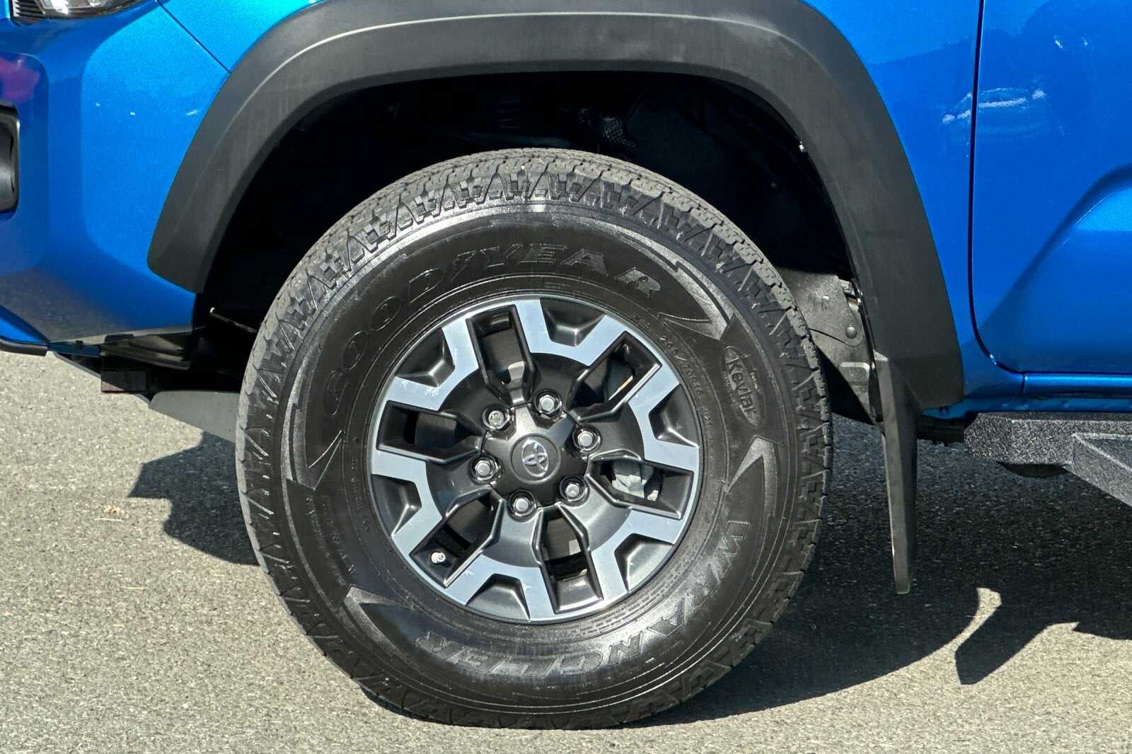 2018 Toyota Tacoma TRD Off-Road 4D Double Cab