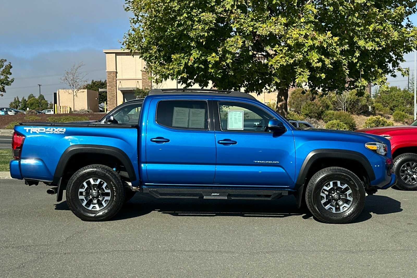 2018 Toyota Tacoma TRD Off-Road 4D Double Cab