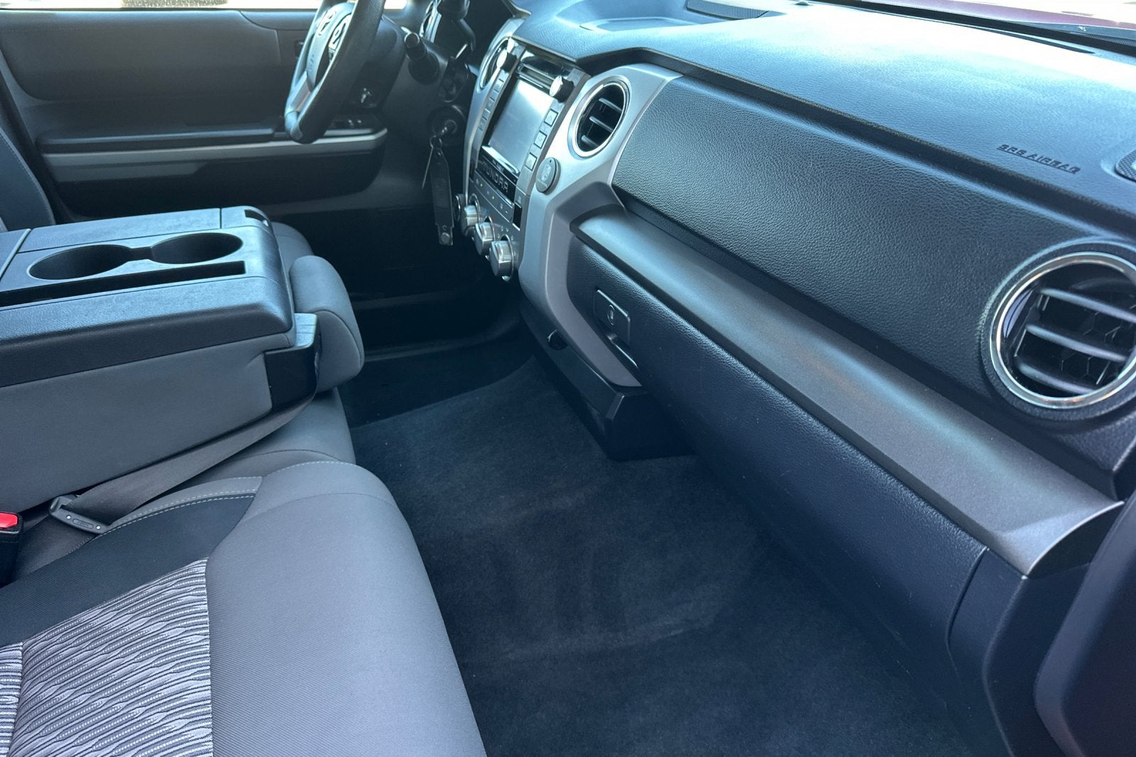 2019 Toyota Tundra SR5 - Photo 16