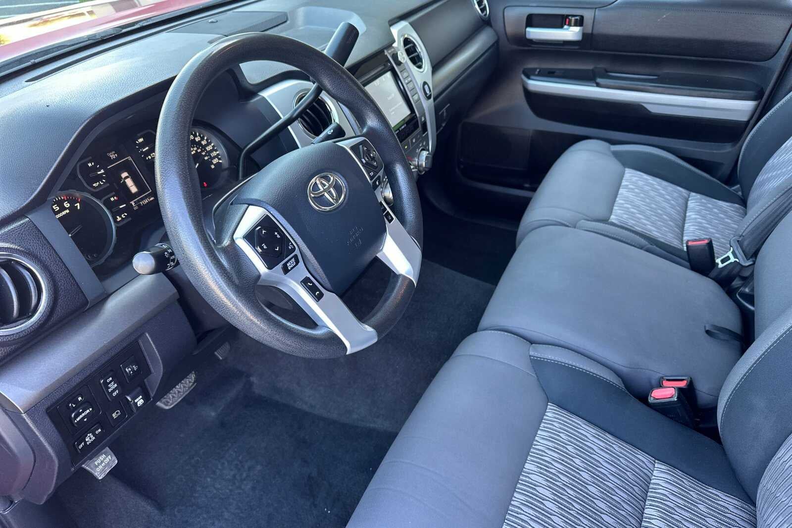 2019 Toyota Tundra 4WD SR5 4D CrewMax