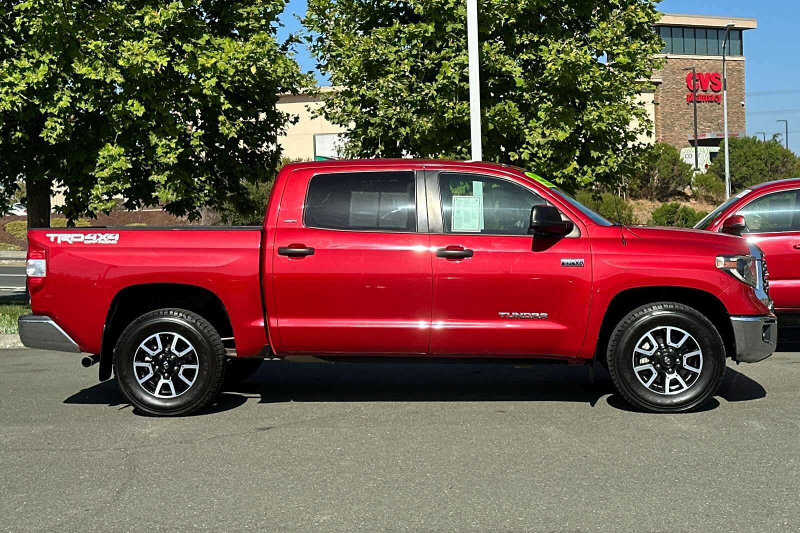 2019 Toyota Tundra 4WD SR5 4D CrewMax