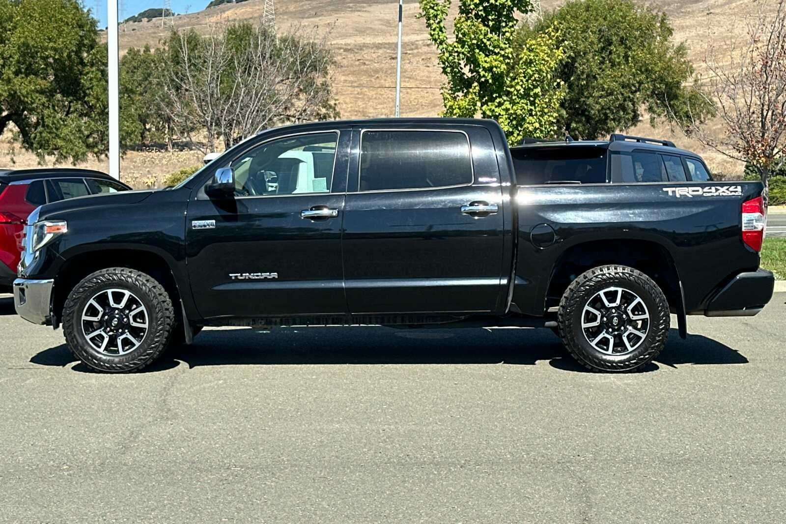 2018 Toyota Tundra 4WD Limited 4D CrewMax