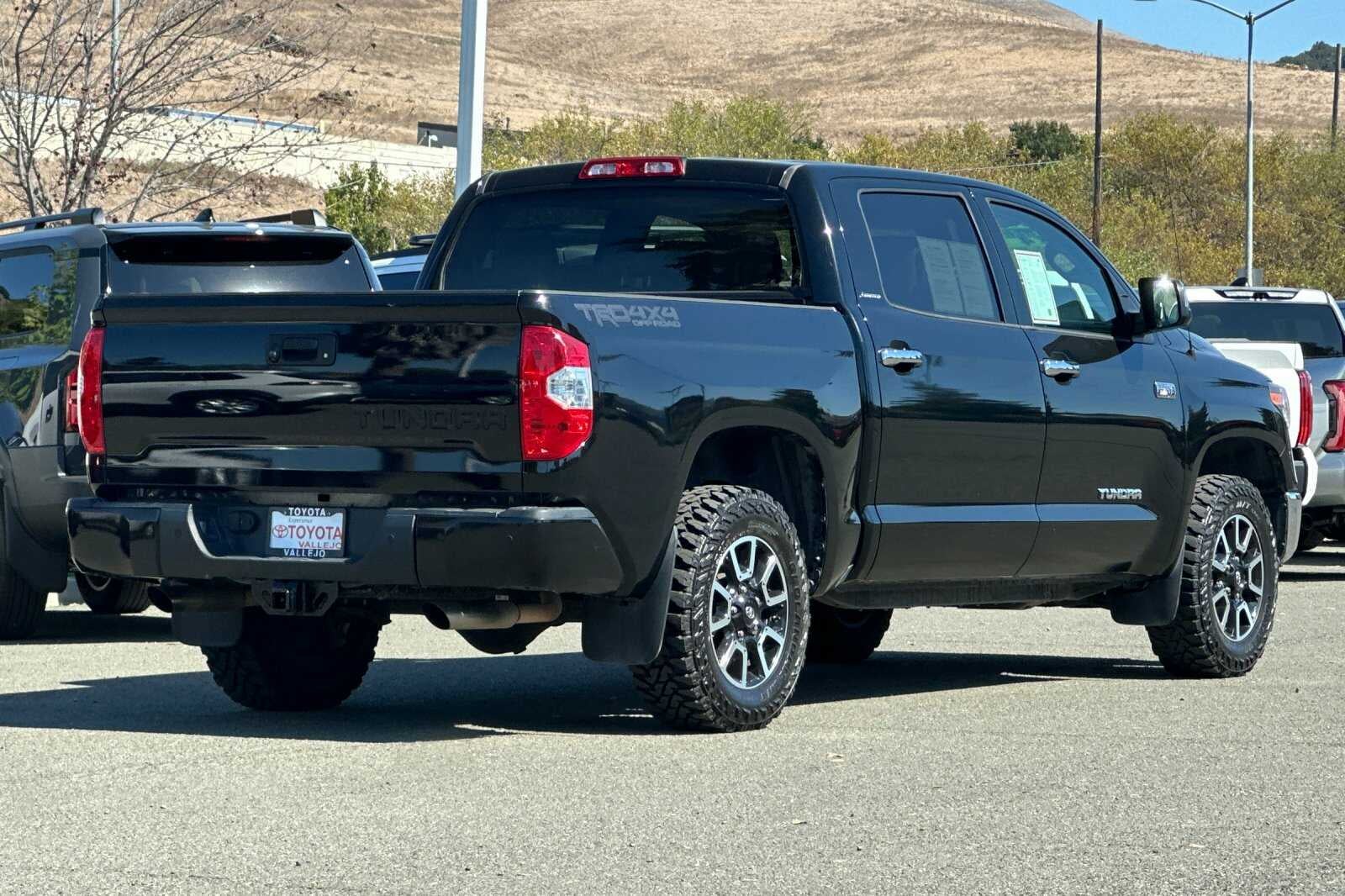 2018 Toyota Tundra 4WD Limited 4D CrewMax