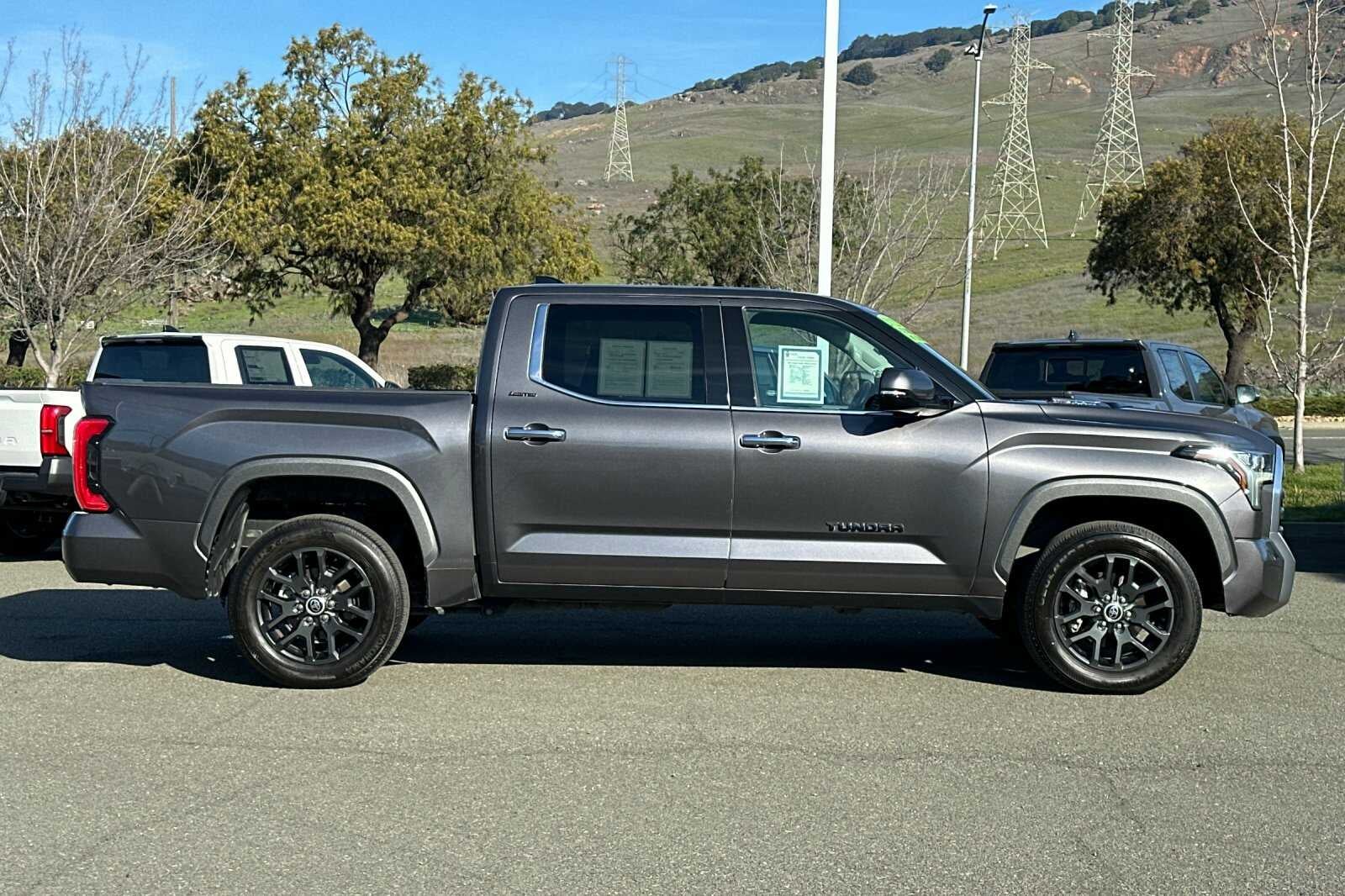 2022 Toyota Tundra 4WD Limited Hybrid