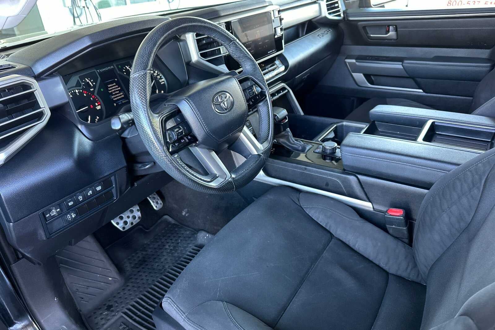 2024 Toyota Tundra 2WD SR5