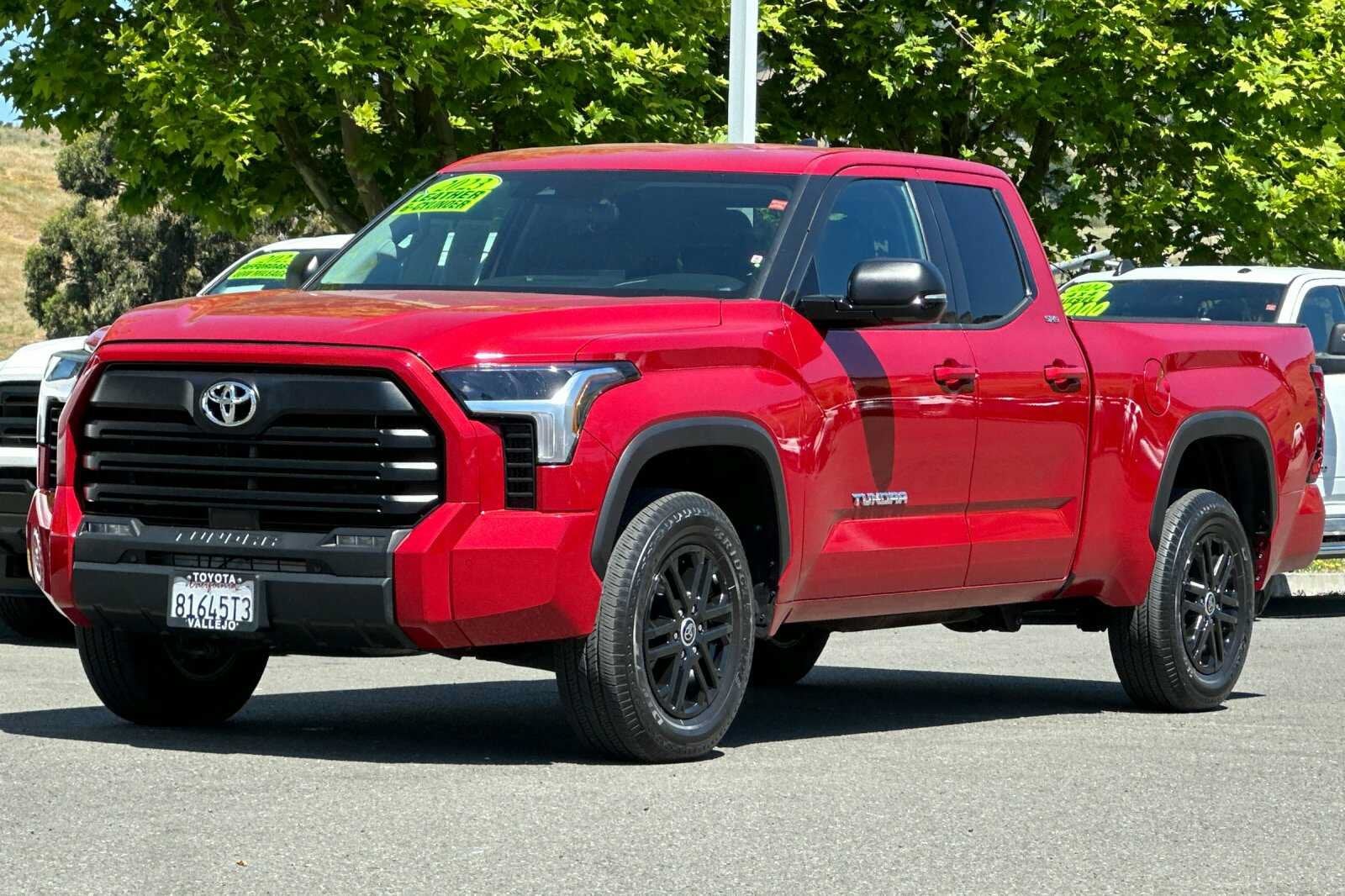 2023 Toyota Tundra 4WD SR5